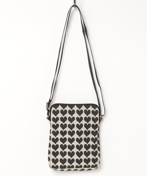 BOHEMIANS(ボヘミアンズ)の「BOHEMIANS/ボヘミアンズ 2TONE HEART POCHETTE 2トーンハートポシェット BB-238-02(ショルダーバッグ・レディース・ブラック・F)」の1枚目の写真
