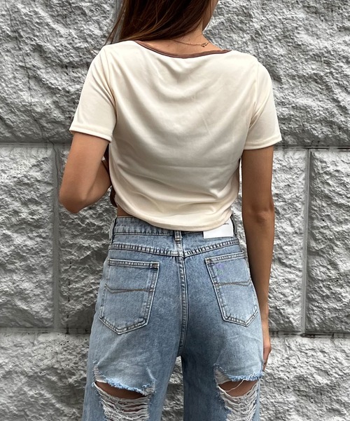 GLAMOROUS JANE(グラマラスジェーン)の「配色パイピングレースアップTシャツ(Tシャツ/カットソー・レディース・ブラック/ホワイト/アイボリー・FREE)」の16枚目の写真