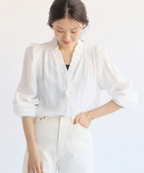 IENA(イエナ)の「《追加3》コットンシュリンクフリルブラウス(シャツ/ブラウス・レディース・ホワイト/ネイビー・FREE)」の3枚目の写真