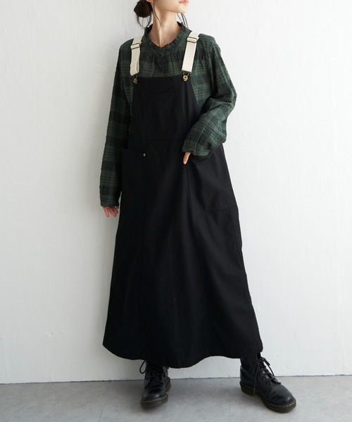 LBC（エルビーシー）の「バックサテンワークジャンスカ（ジャンパースカート・レディース・ダークオリーブ/ライトブラウン/ブラック・M）」の5枚目の写真