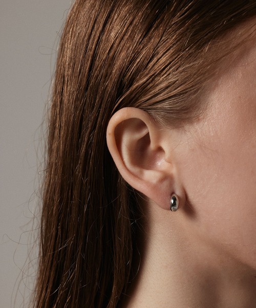 CENE（セネ）の「【CENE】セネ/ミニドロップピアス（ピアス（両耳用）・レディース・シルバー/ゴールド・FREE）」の13枚目の写真