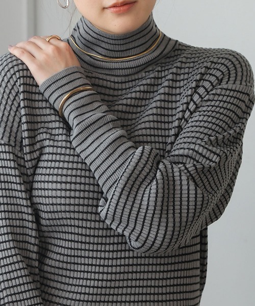 Bou Jeloud(ブージュルード)の「バルーンスリーブモックネックリブプルオーバー(Tシャツ/カットソー・レディース・ブラック/ブルー/グレー・FREE)」の6枚目の写真