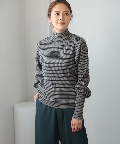 Bou Jeloud(ブージュルード)の「バルーンスリーブモックネックリブプルオーバー(Tシャツ/カットソー・レディース・ブラック/ブルー/グレー・FREE)」の7枚目の写真
