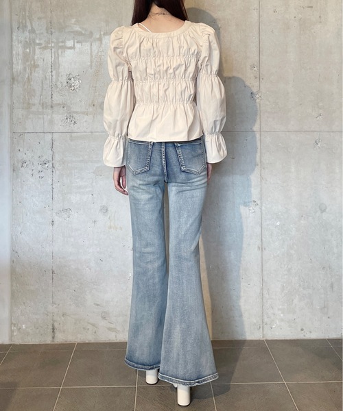 one way(ワンウェイ)の「デニムシャーリングブラウス(シャツ/ブラウス・レディース・ダークブルー/ブラック/ベージュ・FREE)」の21枚目の写真