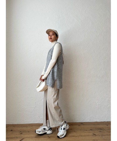 TRUNC（トランクエイティーエイト）の「Fluffy Soft Knit Vest（ベスト・レディース・グレー/チャコールグレー・FREE）」の13枚目の写真