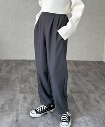 タックパンツ