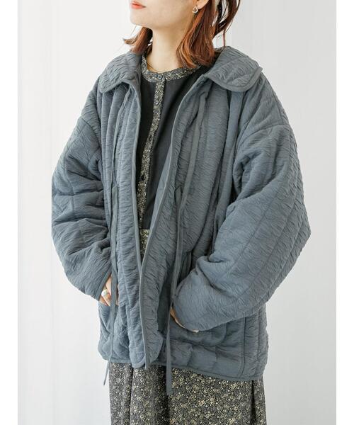 ehka sopo（エヘカソポ）の「ジャカードキルティングジャケット（ノーカラージャケット・レディース・グレー/キナリ/ブラウン・F）」の4枚目の写真