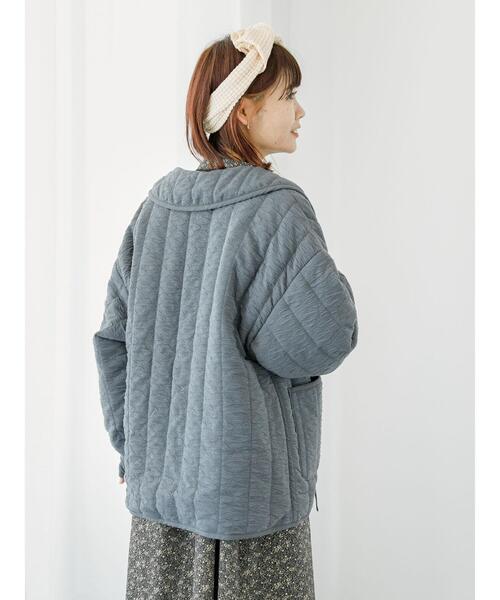 ehka sopo（エヘカソポ）の「ジャカードキルティングジャケット（ノーカラージャケット・レディース・グレー/キナリ/ブラウン・F）」の6枚目の写真