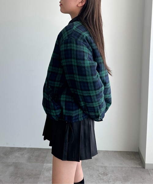 apres jour mignon(アプレジュールミニョン)の「アソート中綿ハンティング【ZOZOTOWN限定アイテム】(ブルゾン・レディース・ブラック/グレー系その他/グリーン系その他・X-LARGE/フリー)」の20枚目の写真