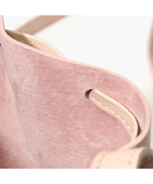 Noble（ノーブル）の「SHAFFER ドロストリングバッグ◆（ショルダーバッグ・レディース・ライトブラウン/ブルー/ブラック/ピンク・FREE）」の8枚目の写真