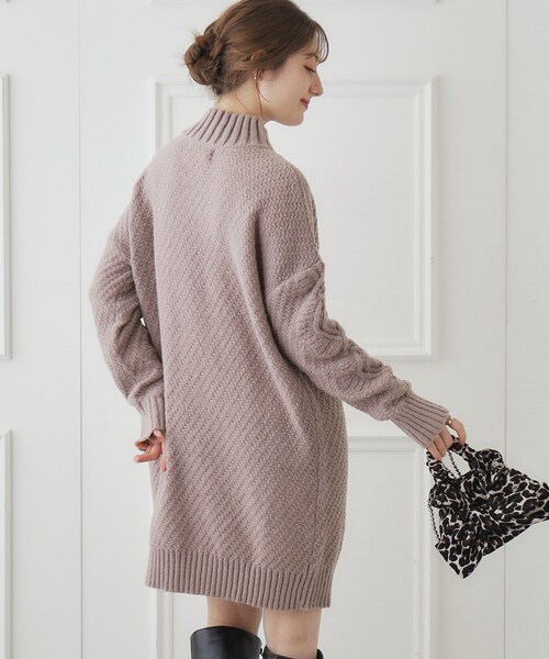 couture brooch（クチュールブローチ）の「◆【チュニックでも着られる】ケーブルニットワンピース（ワンピース・レディース・オフホワイト/ベージュ/ピンク系/サックスブルー・38/40/42）」の17枚目の写真