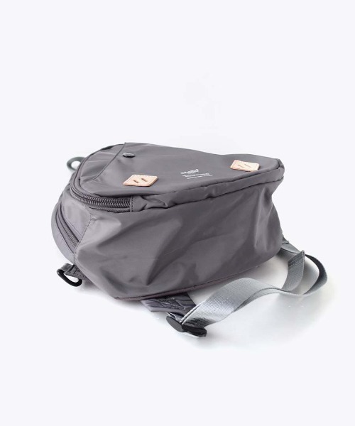 anello(アネロ)の「URBAN O.D CROSS BODY BAG(ボディバッグ/ウエストポーチ・レディース・グレー/カーキ/ネイビー/レッド/ブラック・-)」の19枚目の写真