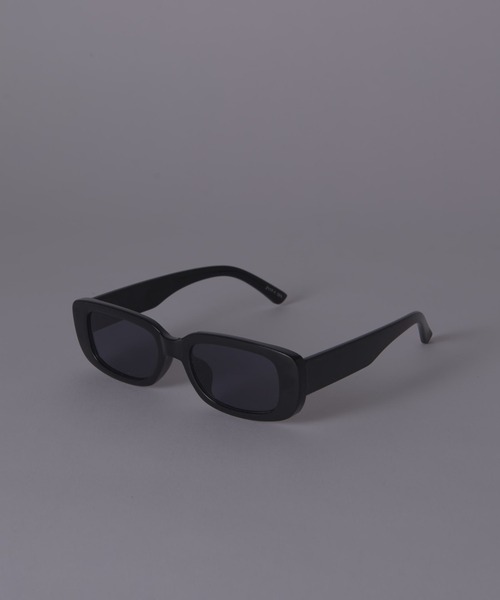 Lui's（ルイス）の「スクエアタイプ / カラーレンズサングラス（サングラス・メンズ・ブラック/ホワイト・FREE）」の6枚目の写真