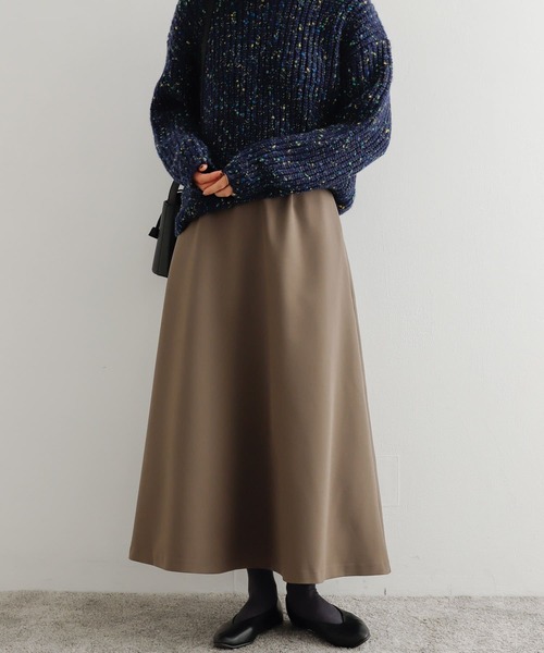 URBAN RESEARCH DOORS(アーバンリサーチドアーズ)の「ダブルクロスフレアスカート(スカート・レディース・ブラック/モカ/グレー系その他・MEDIUM)」の4枚目の写真