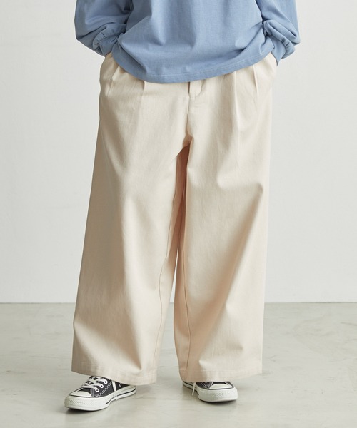 molk(モルク)の「【molk】ルーズタックストレートチノパンツ(チノパンツ・メンズ・アイボリー/ブラック/ベージュ/チャコールグレー・S/L/M)」の8枚目の写真
