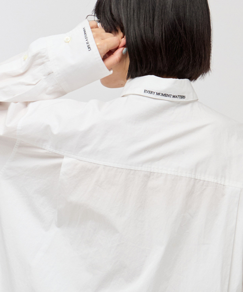 AP STUDIO(エーピーストゥディオ)の「エンブロイダリー シャツ(シャツ/ブラウス・レディース・サックスブルー/ホワイト・FREE)」の1枚目の写真