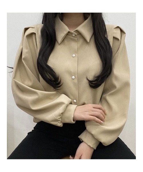 VIVID LADY（ビビッドレディー）の「ボリューミーなスリーブが女性らしいブラウス（シャツ/ブラウス・レディース・パープル/ダークブルー/ベージュ/ブラック/アイボリー・FREE）」の17枚目の写真