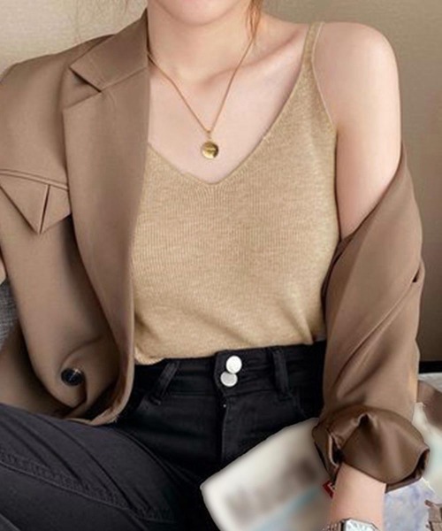 Miniministore(ミニミニストア)の「フロントVカット リブニットキャミソール(キャミソール・レディース・ライトグレー/ブラック/ダークベージュ/モカ/ライトベージュ/オリーブ/ダークグリーン/ホワイト・FREE)」の6枚目の写真