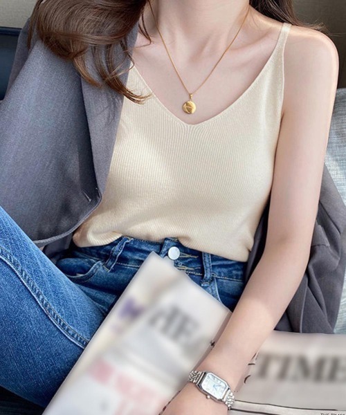 Miniministore(ミニミニストア)の「フロントVカット リブニットキャミソール(キャミソール・レディース・ライトグレー/ブラック/ダークベージュ/モカ/ライトベージュ/オリーブ/ダークグリーン/ホワイト・FREE)」の13枚目の写真