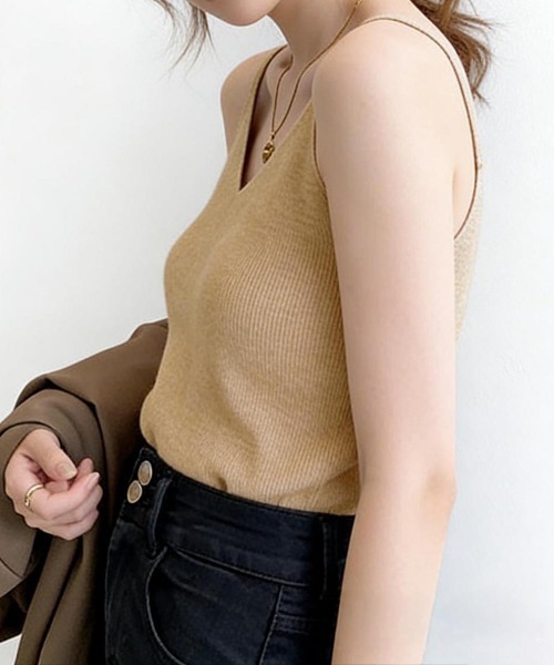 Miniministore(ミニミニストア)の「フロントVカット リブニットキャミソール(キャミソール・レディース・ライトグレー/ブラック/ダークベージュ/モカ/ライトベージュ/オリーブ/ダークグリーン/ホワイト・FREE)」の17枚目の写真