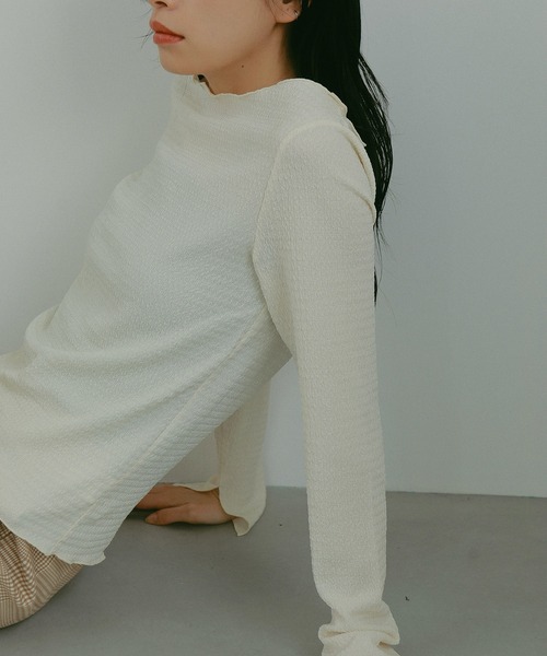 N WITH.（エヌウィズ）の「クレープトップス（Tシャツ/カットソー・レディース・アイボリー/ブラック/ベージュ・FREE）」の18枚目の写真