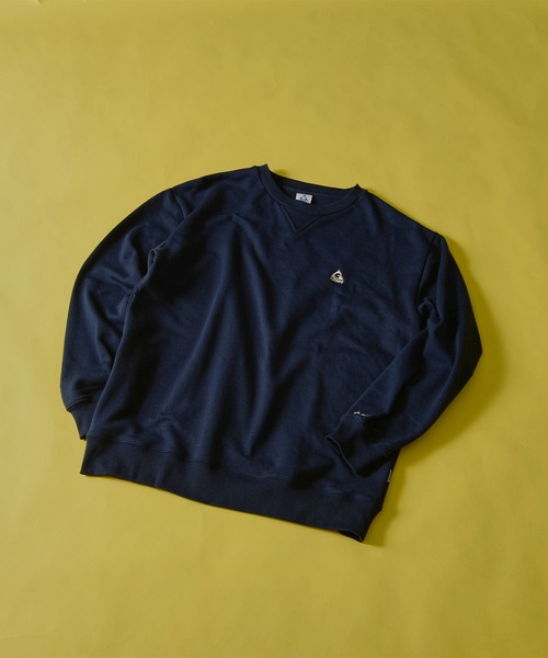 GERRY（ジェリー）の「『GERRY/ジェリー』裏毛バック車刺繍プリント長袖クルーネックカットソー（Tシャツ/カットソー・メンズ・ダークグレー/ネイビー/アイボリー/アッシュグレー・L/M）」の2枚目の写真