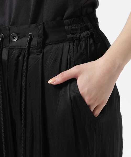 KMRii（ケムリ）の「KMRii/ケムリ/Viscose Layered Pants（その他パンツ・レディース・ブラック・2）」の8枚目の写真