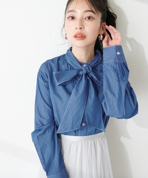 natural couture（ナチュラルクチュール）の「やわらかデニムライクボウタイシャツ（シャツ/ブラウス・レディース・オフホワイト/ブルー/ブラック・FREE）」の12枚目の写真