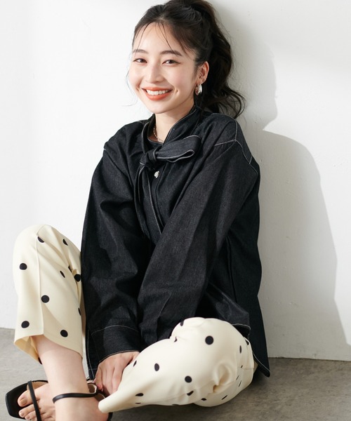 natural couture（ナチュラルクチュール）の「やわらかデニムライクボウタイシャツ（シャツ/ブラウス・レディース・オフホワイト/ブルー/ブラック・FREE）」の22枚目の写真