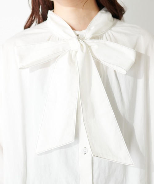 natural couture（ナチュラルクチュール）の「やわらかデニムライクボウタイシャツ（シャツ/ブラウス・レディース・オフホワイト/ブルー/ブラック・FREE）」の9枚目の写真