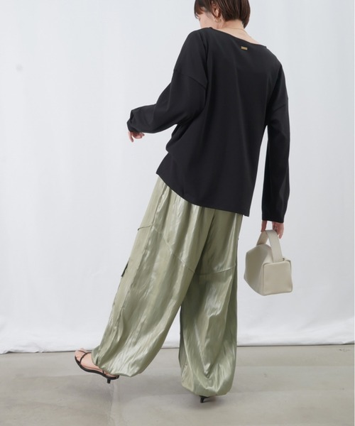 新品♡ LUCA ワイドパンツ サテン調 ブラック LADY LUCK LUCA パンツ LC/LLL 2タックパンツ/タックワイド