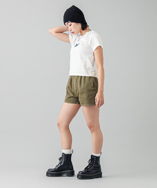 X-girl（エックスガール）の「EMBROIDERED BUTTERFLY LOGO S/S BABY TEE（Tシャツ/カットソー・レディース・ブラック/ホワイト/ピンク・S/M）」の7枚目の写真