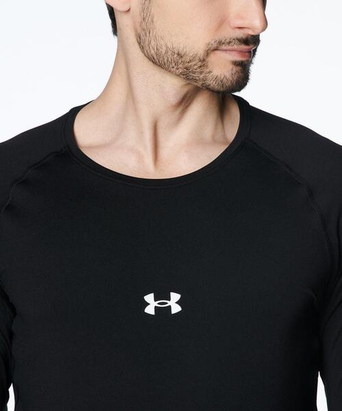 UNDER ARMOUR(アンダーアーマー)の「UAヒートギア コンフォート フィッティド ロングスリーブ クルーネック シャツ(ベースボール/メンズ)(Tシャツ/カットソー・メンズ・ブラック・S/L/M/XL/XXL/3XL)」の4枚目の写真