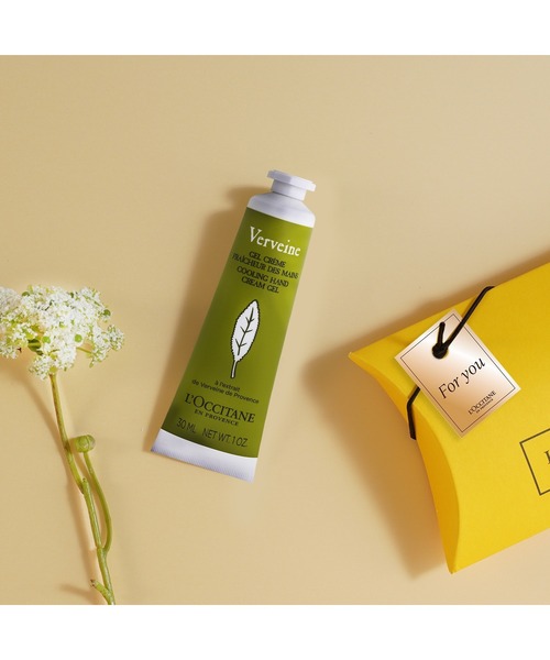 L'OCCITANE(ロクシタン)の「ヴァーベナアイスハンドクリーム BOX入り(ボディケアキット/ギフトセット・メンズ・その他・FREE)」の1枚目の写真