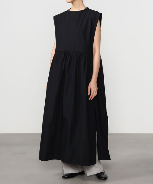 ほぼ新品・エル・ELLEのノースリーブワンピース 新品タグ付き✨️】ella selectshop ノースリーブワンピース