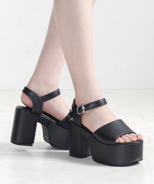 LOVEHUNTER（ラブハンター）の「厚底 アンクルストラップサンダル（サンダル・レディース・ホワイト/ブラック系1/ブラック系2/シルバー/ブラック系3・S/M/L/LL）」の8枚目の写真