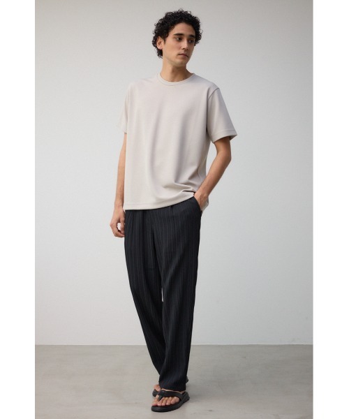 AZUL by moussy(アズールバイマウジー)の「タック楊柳リラックスパンツ(スラックス・メンズ・ブラック/ライトグレー/ベージュ・FREE)」の6枚目の写真