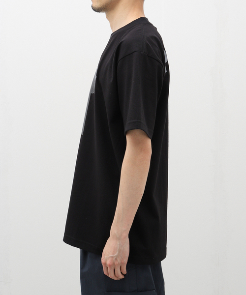 PLEASURES（プレジャー）の「【PLEASURES / プレジャー × JOY DIVISION】BROKEN IN T-SHIRT（Tシャツ/カットソー・メンズ・ブラック・MEDIUM/LARGE）」の14枚目の写真