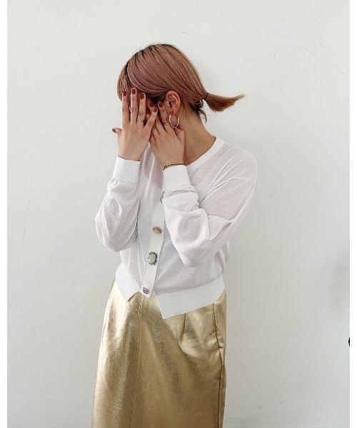 ショート丈ビジューカーディガン Torrazzo Donna（トラッゾドンナ）の「ショート丈ビジューカーディガン