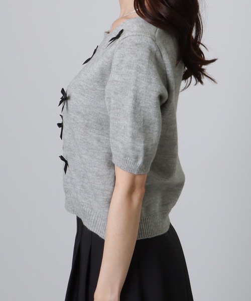 Lace Ladies(レースレディース)の「メニーリボン コンパクト 半袖 ニット プルオーバー(ニット/セーター・レディース・アイボリー/ブルー/グレー/ピンク・FREE)」の9枚目の写真