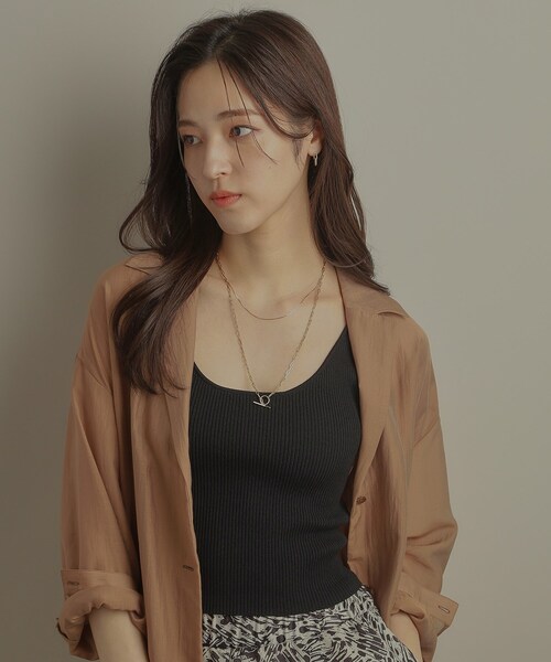 COCOSHNIK(ココシュニック)の「K10ダイヤモンド 中空プリムチェーンマンテル ネックレス(ネックレス・レディース・イエローゴールド・60)」の13枚目の写真