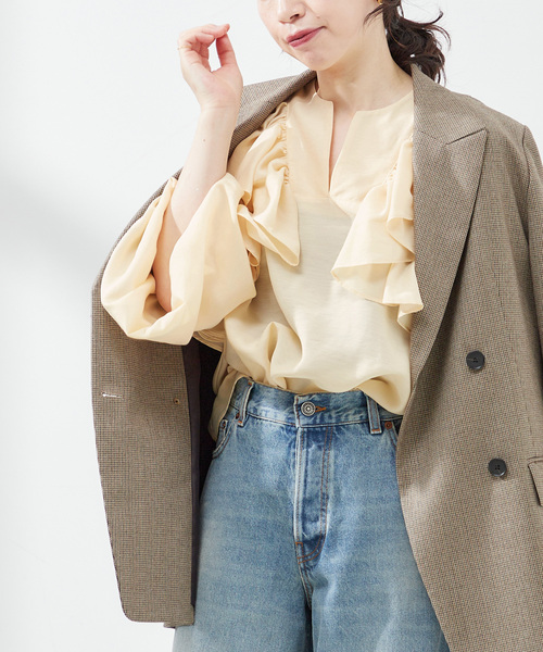 journal standard L'essage（ジャーナルスタンダードレサージュ）の「シアータンブラーフリルブラウス（シャツ/ブラウス・レディース・ブラック/ベージュ系その他・FREE）」の18枚目の写真