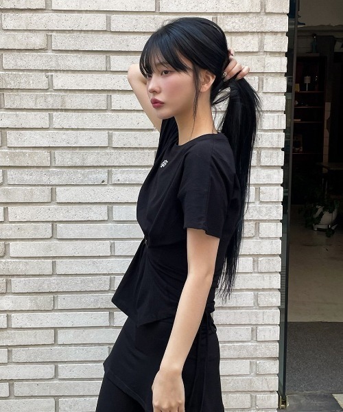 muahmuah(ムーアムーア)の「A'GEM/9 × .kom 『muah muah/ムーアムーア』 LOGOSTITCHHOOKSLEEVELESS/ロゴステッチ スリーブレス(Tシャツ/カットソー・レディース・ホワイト/ブラック・FREE)」の8枚目の写真