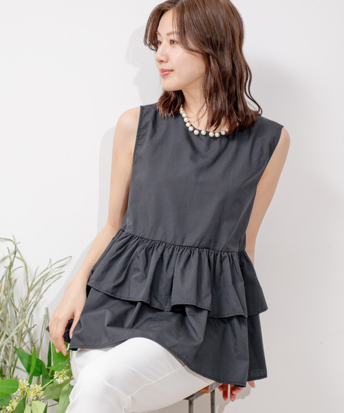 Jayro（ジャイロ）の「衿元パールノースリブラウス（シャツ/ブラウス・レディース・ブラック/ホワイト・FREE）」の2枚目の写真