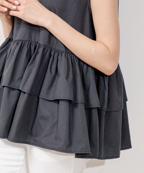 Jayro（ジャイロ）の「衿元パールノースリブラウス（シャツ/ブラウス・レディース・ブラック/ホワイト・FREE）」の7枚目の写真