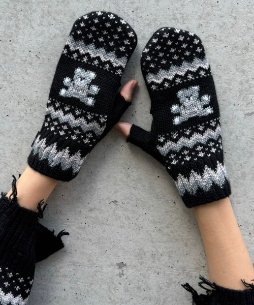Candy Stripper（キャンディストリッパー）の「ANARCHY BEAR NORDIC ミトン（手袋・レディース・ブラック・FREE）」の7枚目の写真