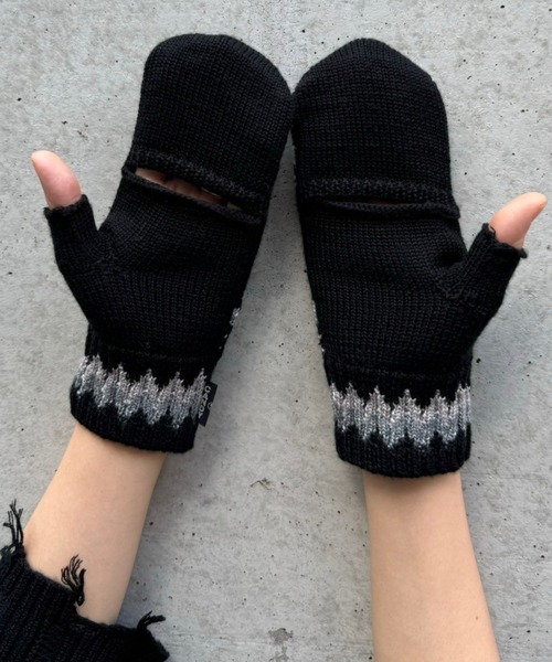 Candy Stripper（キャンディストリッパー）の「ANARCHY BEAR NORDIC ミトン（手袋・レディース・ブラック・FREE）」の8枚目の写真