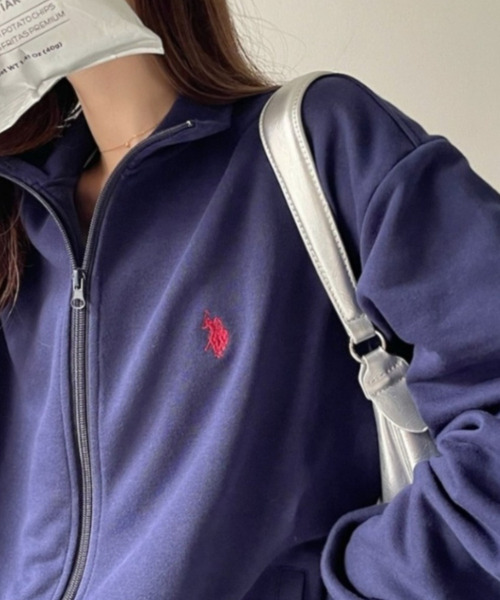 U.S. POLO ASSN.（ユーエスポロアッスン）の「U.S. POLO ASSN. スタンドカラー スウェットジャケット（ジャージ・レディース・ネイビー/グレー/アイボリー/ブラック・M/L）」の4枚目の写真