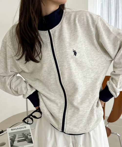 U.S. POLO ASSN.（ユーエスポロアッスン）の「U.S. POLO ASSN. スタンドカラー スウェットジャケット（ジャージ・レディース・ネイビー/グレー/アイボリー/ブラック・M/L）」の3枚目の写真