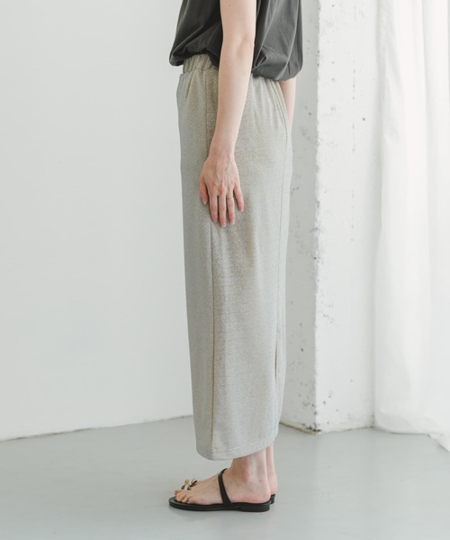 ITEMS URBANRESEARCH（アイテムズ アーバンリサーチ）の「ラメストレッチタイトスカート（スカート・レディース・ブラック/ベージュ/ネイビー・FREE）」の16枚目の写真